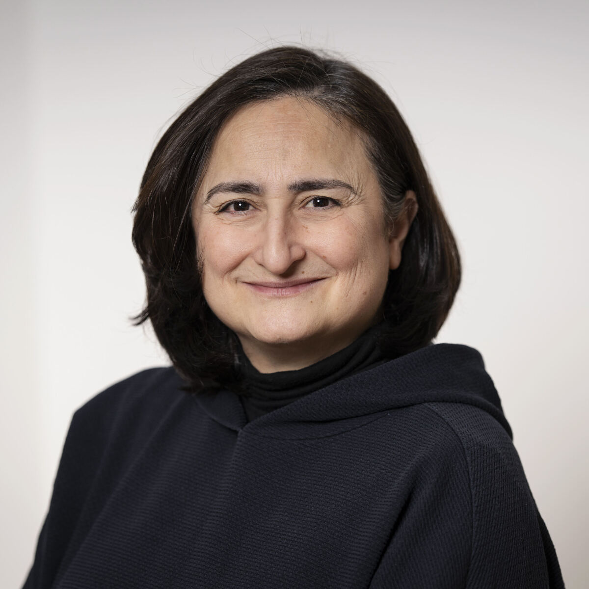 portrait photo of ZMB member Perihan Nalbant